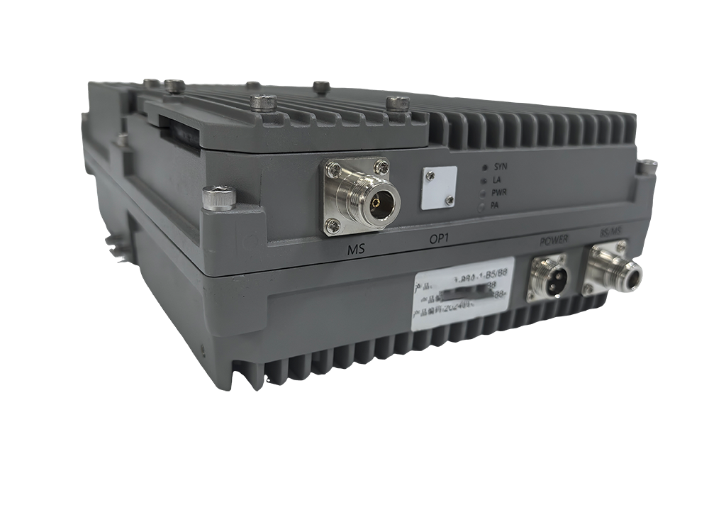  丹凤三频手机信号接收器2000㎡